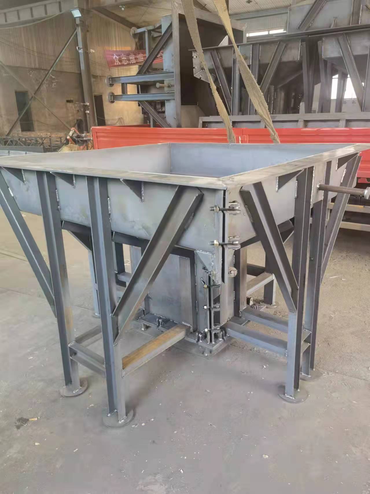 1640136908562716.jpg 基础墩模具5.jpg